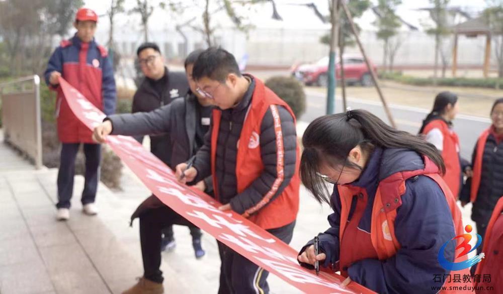 db53660cedc04c8fbc6a0075a75b424a.jpg undefined