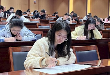 湘北职专：“赛业务 提品质 展风采”举行青年教师业务考试